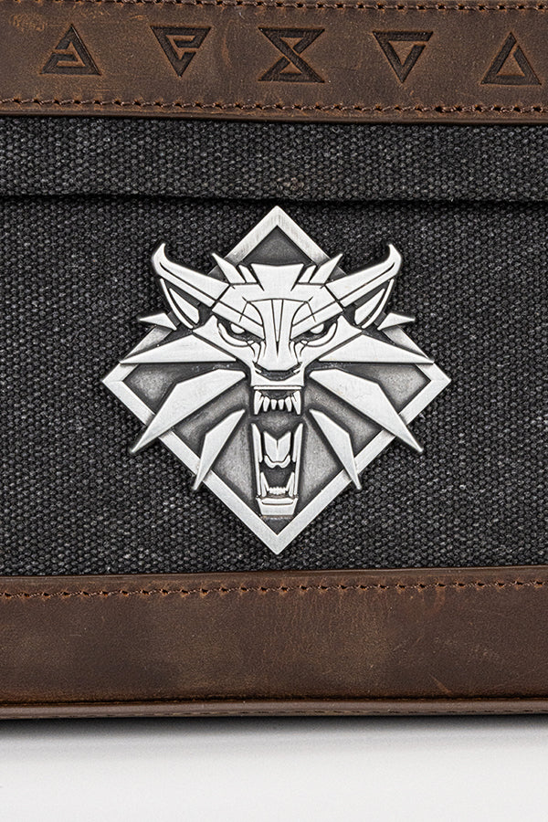 THE WITCHER WHITE WOLF DOPP KIT - Image 6