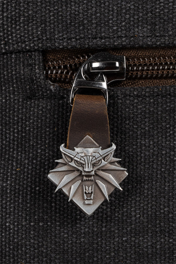 THE WITCHER WHITE WOLF MESSENGER BAG - Image 18