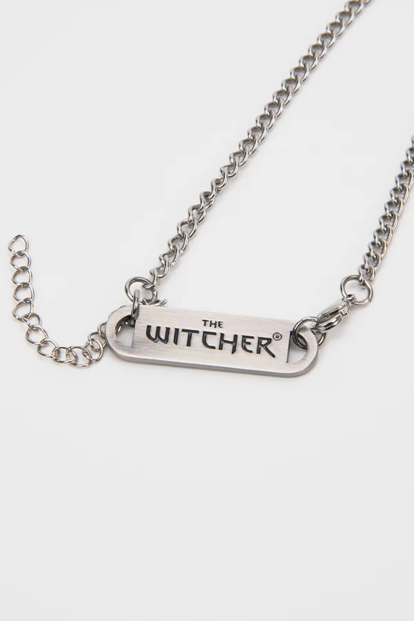 THE WITCHER YENNEFER MEDALLION WITH BOX - Image 10