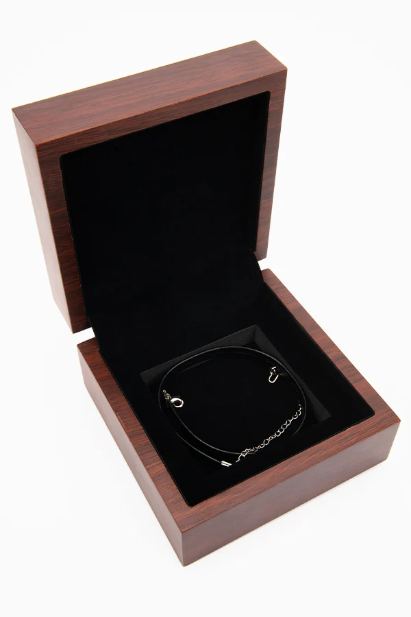 THE WITCHER YENNEFER MEDALLION WITH BOX - Image 6